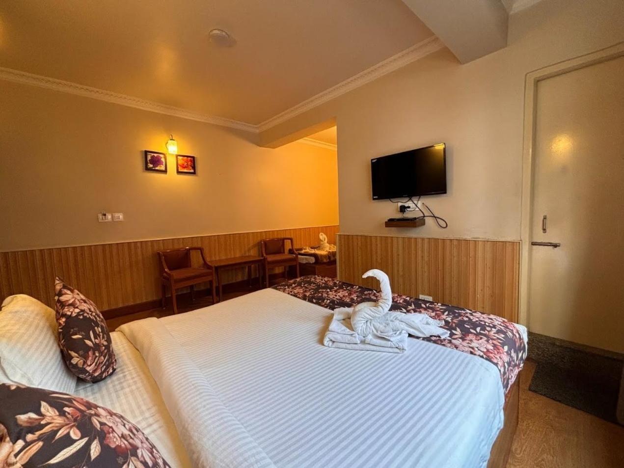 Serenity Taksa Palace Hotel Darjeeling  Exterior foto
